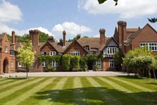Honeywood House Nursing Home, Rowhook