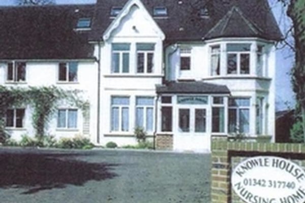 Knowle House Nursing Home, Lingfield Road