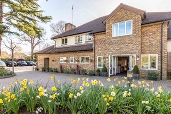 Barchester Westlake House Care Home, Pondtail Road