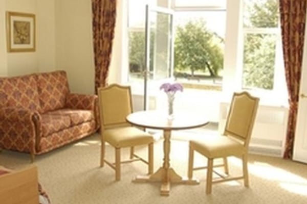 Clarence Park BS23 4AT
