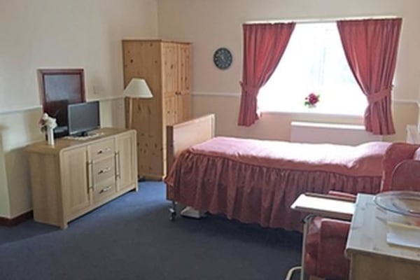 Fairholme Nursing Home, Roskear Road