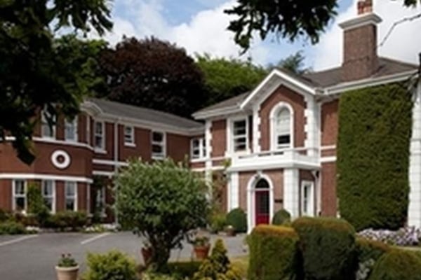St Benet's Court, 32 College Road