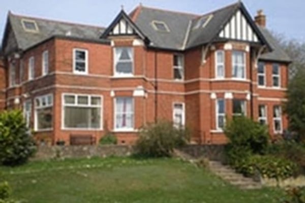 Linksway Nursing Home, 17 Douglas Avenue