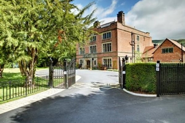 Stretton Hall Nursing Home, Shrewsbury Road