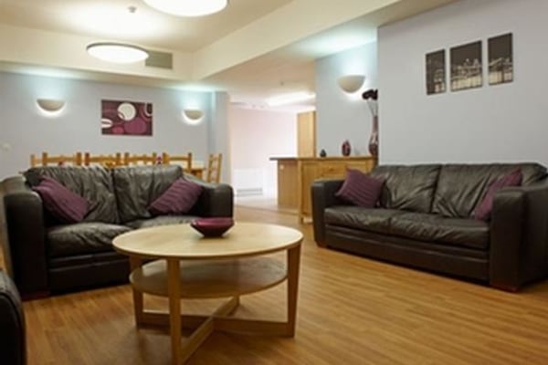 Guys Cross Nursing Home, 120-122 Coventry Road