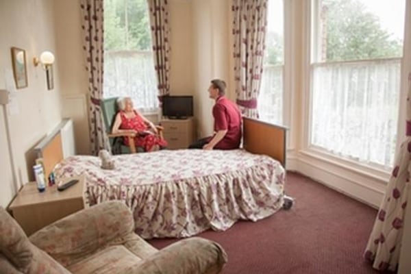 Eastholme Nursing Home LN5 8ES