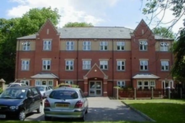 Mansfield Manor Care Home, 30-32 Chesterfield Road South