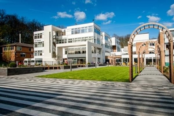 Heathlands Village, Heathlands Drive