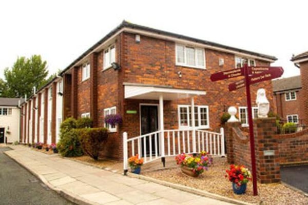 Eden Mansions Nursing and Residential Home, Station Road