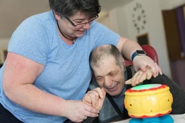 Oaklands, Dimples Lane