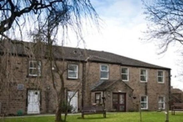 Hartshead Manor, 817 Halifax Road