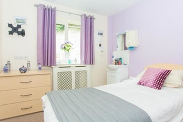 Longwood Grange Care Home HD3 4UP