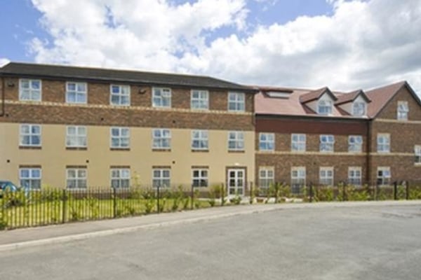 Lindisfarne Newton Aycliffe, Silverdale Place