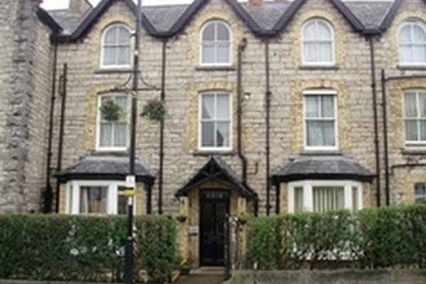 Cae Glas Nursing Home, 82 Vale Street