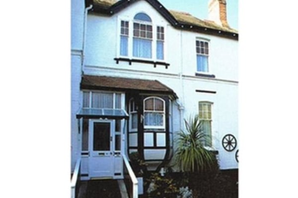 Pembroke Lodge, 3 Pwllycrochan Avenue