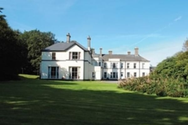 Williamston Nursing Home, Rhoose Ferry