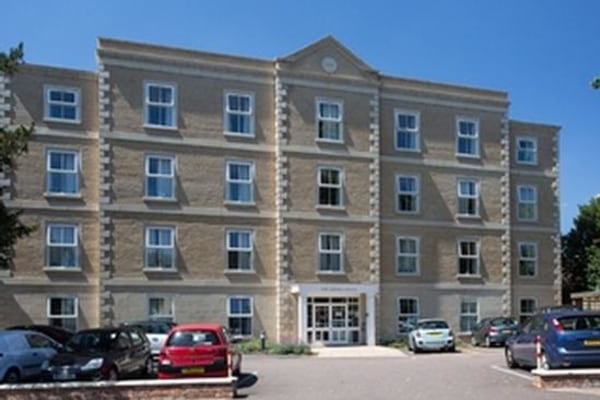 The Angela Grace Care Centre, 4-5 Cheyne Walk