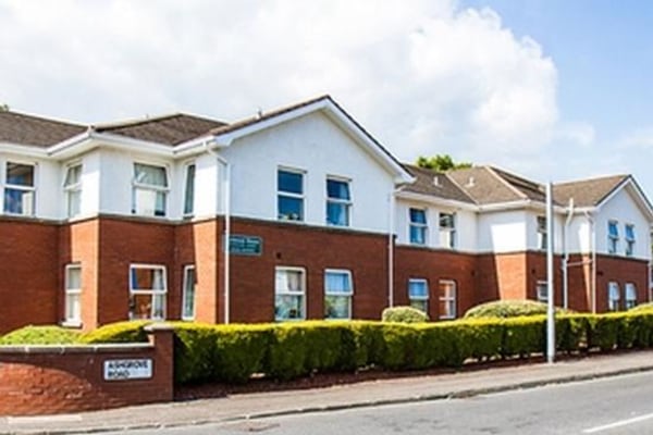 Ashwood House Nursing Home, 2/10 Ashgrove Road