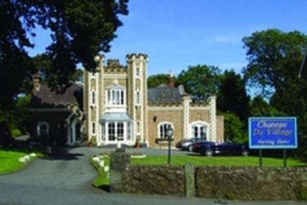 Chateau du Village Nursing Home, Fort Road