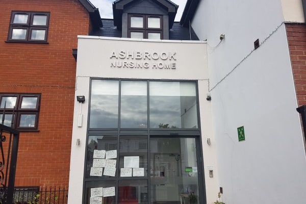 Ashbrook Nursing Home 217 Chase Cross Road Collier Row Romford London Rm5 3xs 49 Reviews