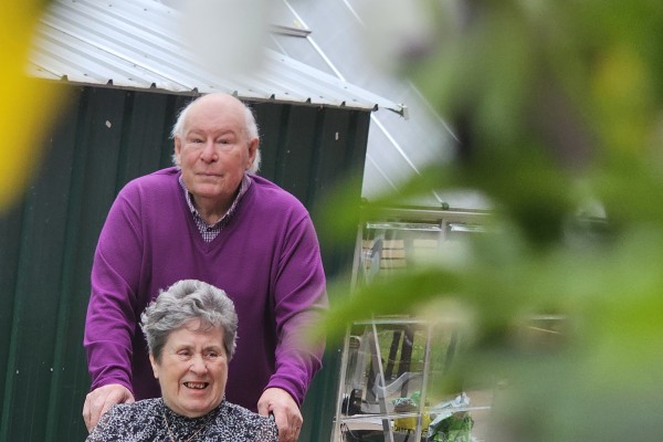 Cherry Holt Care Home DN22 6TN