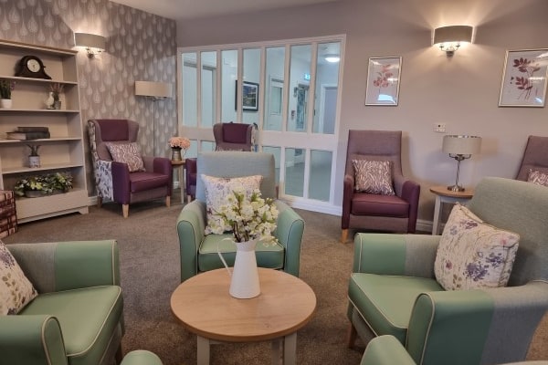 Kings Park Care Home OL6 8EZ
