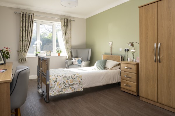 Farnham Common House, Slough, Buckinghamshire