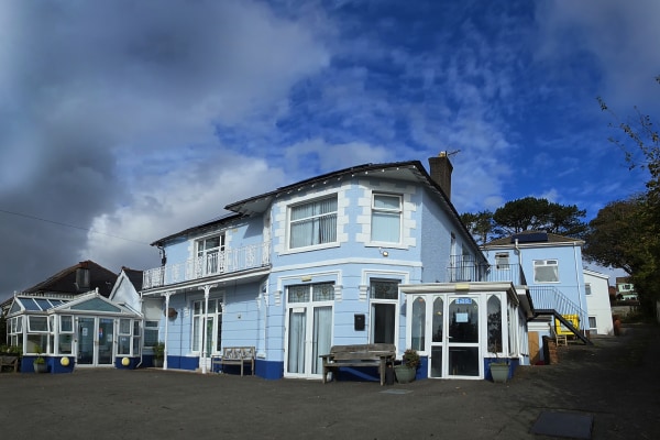 Hawthorn Court, 12 Bayswater Road