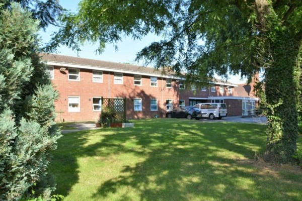 Mill Green CV21 1EL