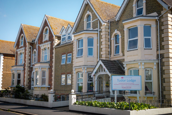 Tudor Lodge EMI/Residential Home, 18/20 Manor Road