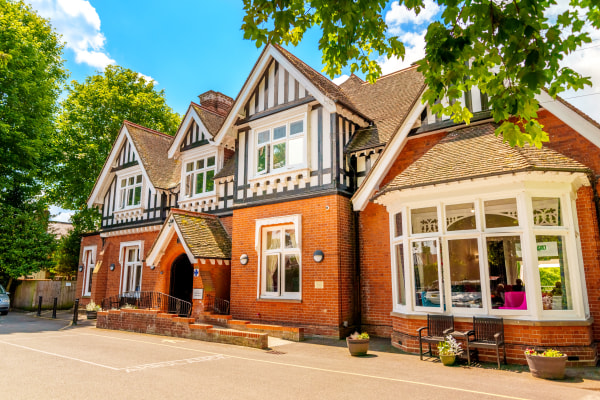 Kingfishers Care Home, Fieldhead Gardens