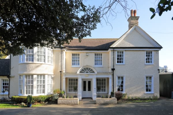 Sandgate Manor, 46 Military Road