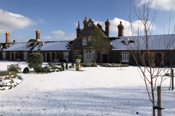 Yoakley House, Drapers Close