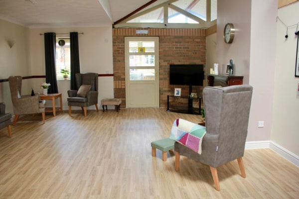 Royal Court Care Home S74 9RP