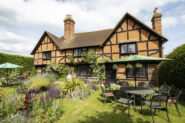 Old Raven House, London Road