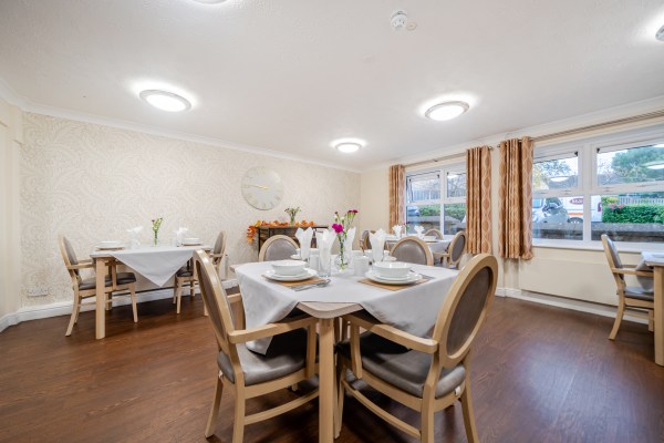 Tolson Grange HD5 8EG