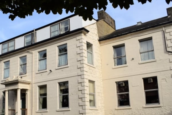 Westwood Lodge, 7 Bentinck Villas