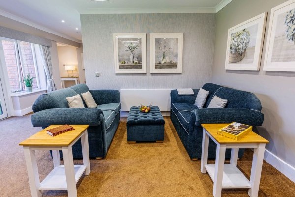 Barchester Arbour Court Care Home SK6 7QL