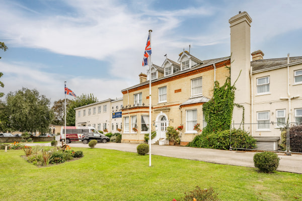 Kirkley Manor Nursing Home, 3 Kirkley Park Road