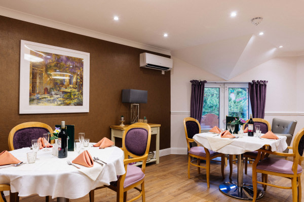 Barchester Epsom Beaumont Care Home KT17 4QB
