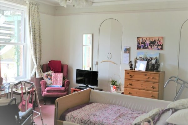 Hillbrow House EX17 3BS