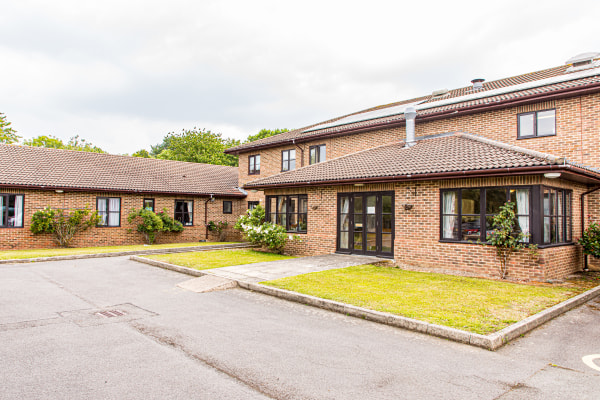 The Harefield Care Home, Hill End Road