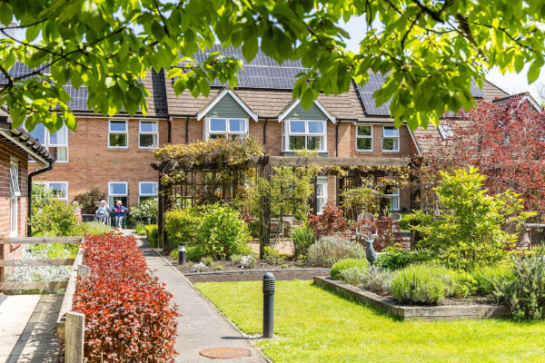 Brook View, Riverside Road
