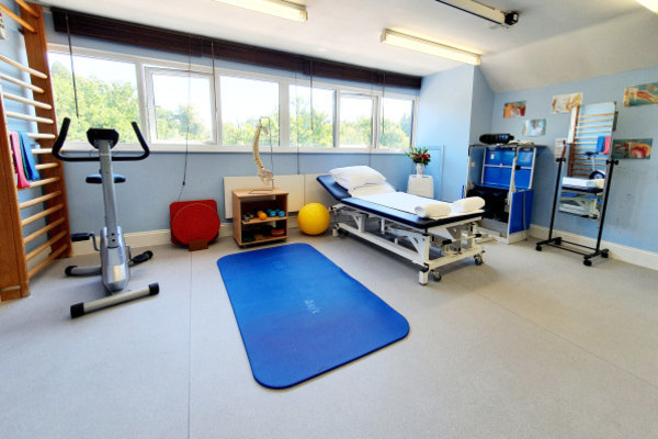 Barchester Chalfont Lodge Care Home SL9 0QQ
