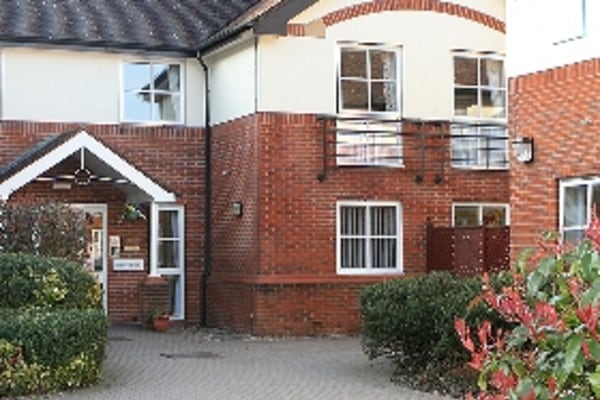 Ardenlea Court Care Home Bucknell Close 39 41 Lode Lane Solihull West Midlands B91 2af 58 Reviews
