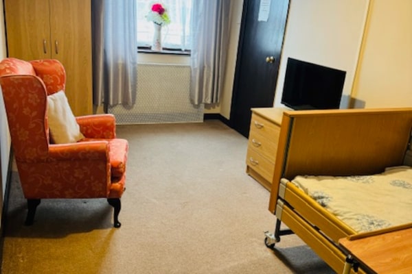 Melbourne House SA14 6SP