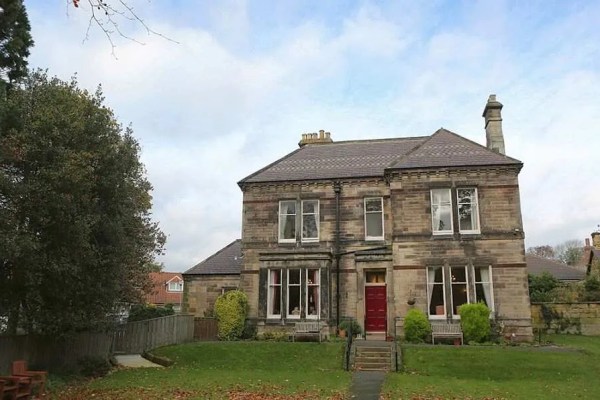Hawthorns Lodge and Residential Home, High Street