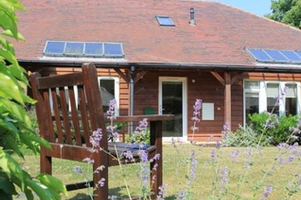 Broad Oak Manor, Broad oak End