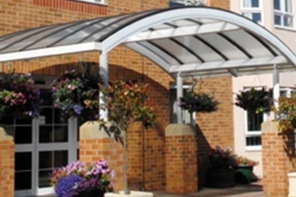 Wellwood House, Hendre Farm Drive