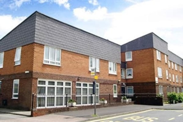 Lees Court, Ribble Avenue